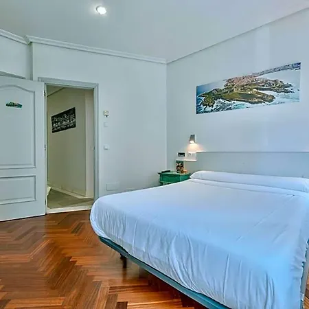 Costa Coruna Hotel